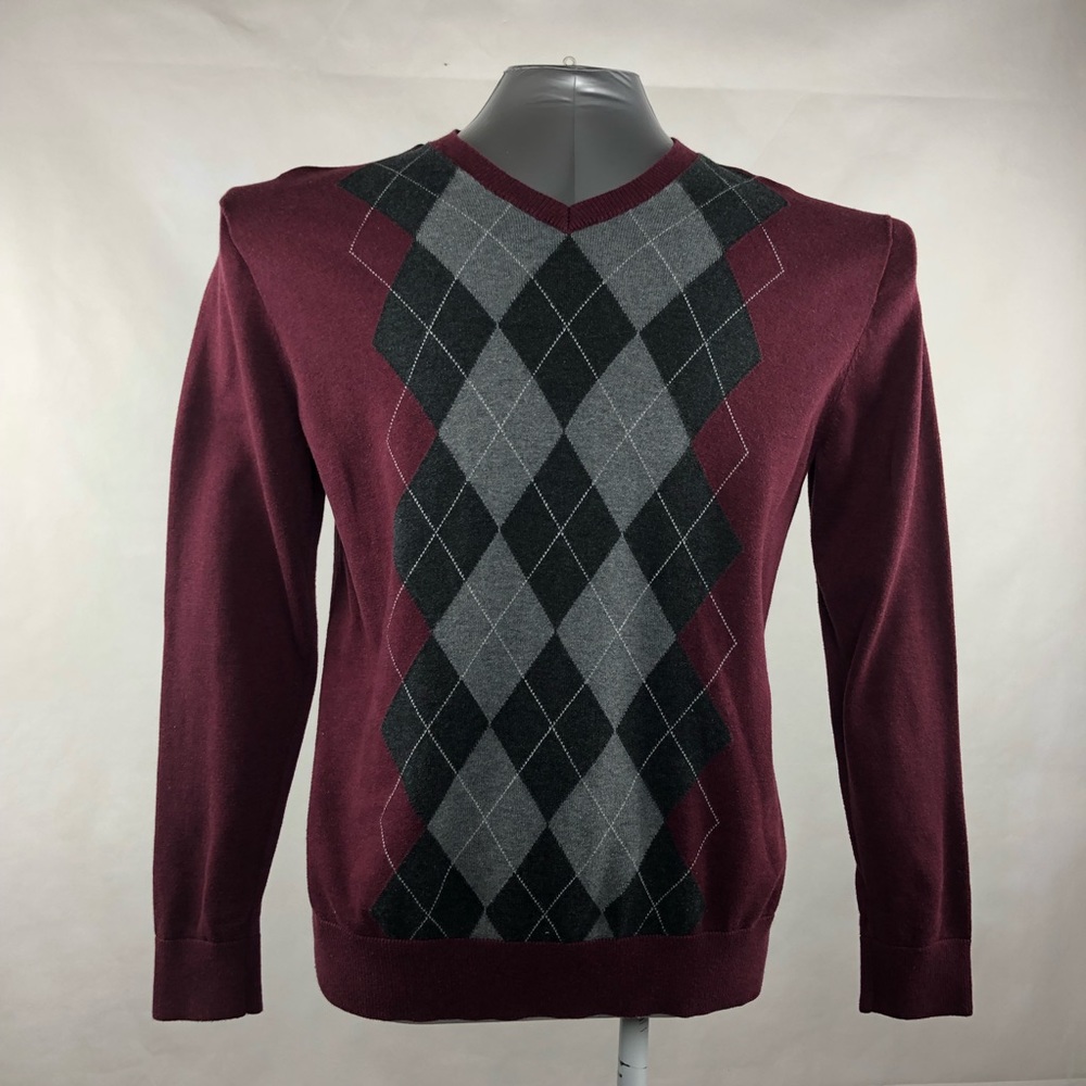 Claiborne V-Neck Sweater M
